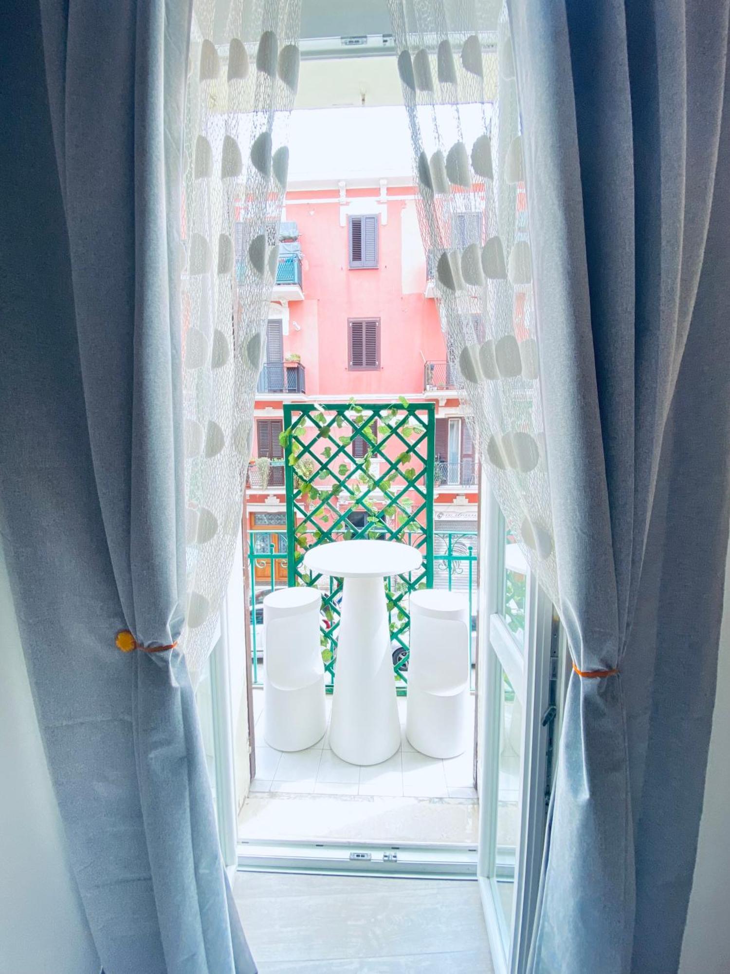Magda House & Parking Appartement Bari Buitenkant foto